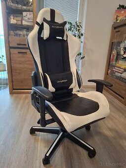DXRacer Formula