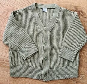 Krasny svetrik na knofliky Lindex - velikost 98