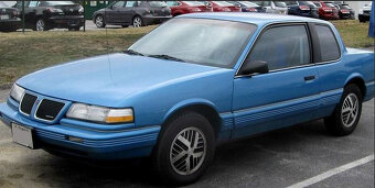 1987 - 91 PONTIAC GRAND AM , SKYLARK , CALAIS - čelní okno P