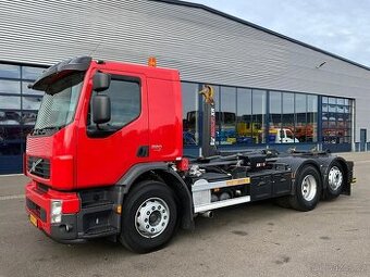 Volvo FE 320 6x2 / Nosič kontejnerů Hiab / Jen 39tkm