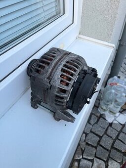 Prodám plně funkční alternátor na Volkswagen Passat b5+