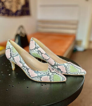 Italské celokožené lodičky zn. Fericelli vel.40