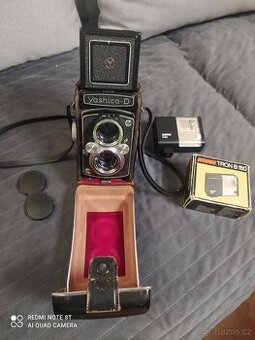 FOTOAPARÁT YASHICA-D+EXTERNÍ BLESK REVUE TRON B180 - vzácný