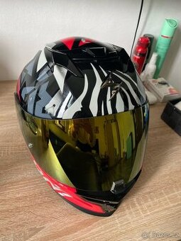 Moto helma + rukavice + náhradní sklo na helmu