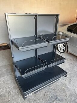 Zakázkové regály – 300 kg nosnost, téměř nové