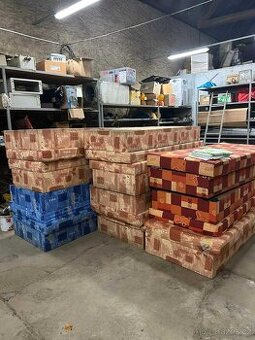 válendy s úložným prostorem 90x200