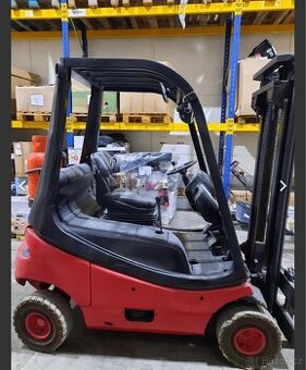 Vysoko zdvižený vozík Linde plynový