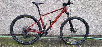 FOCUS WHISTLER "29" 2022