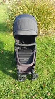 Kočárek BRITAX B-Motion 4 Plus - černý.