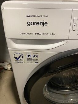 Na náhradní díly.