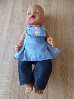 Panenka Baby Born
