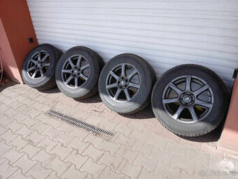 ALFA ROMEO STELVIO ALU R17 SE ZIMNÍMI PNEU