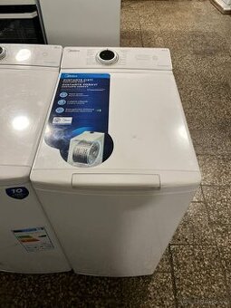 Pračka MIDEA – horní plnění, 7 kg Cena: 4 500 Kč