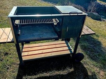 Gril zahradní