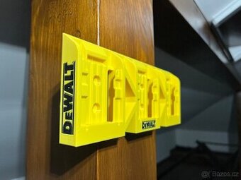 Držáky pre aku náradí DeWALT