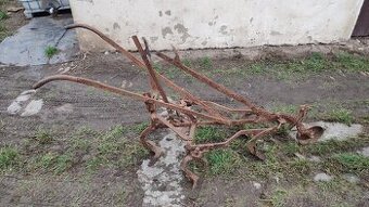 Prodám historické zemědělské stroje