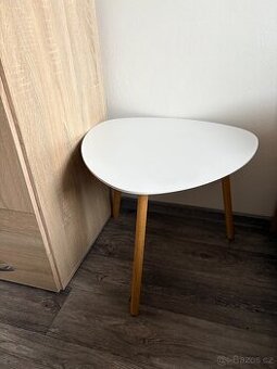 Konferenční stolek