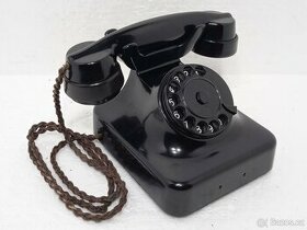 Retro bakelitový telefon - 1950 - ČSSR