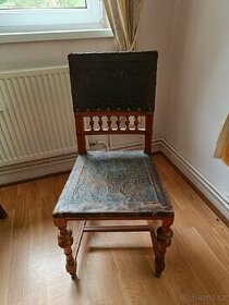 Starožitná židle.