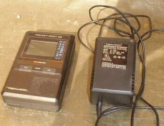 Kapesní televizor Realistic Pocketvision 22 se zdrojem