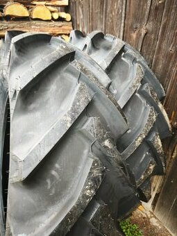 Pneu 16.9-30