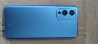 OnePlus 9 128 gb supr telefon lehce prasklý viz foto