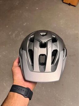 Cyklistická helma Alpina
