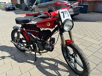Babetta cafe racer