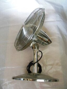 Stolní retro chromový ventilátor