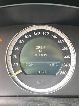Mercedes Benz W204 220cdi