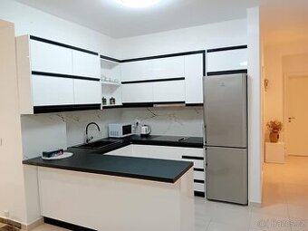 Pronájem Apartmánu Saranda Albánie - 1