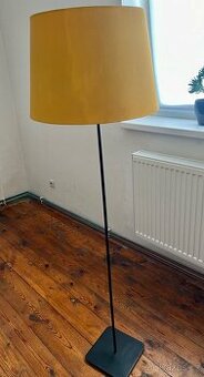 Ikea stojací lampa s retro stínidlem