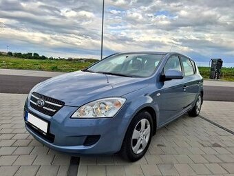 Kia Cee´d 1.4i 80kW CZ 1.Maj 67 000 km