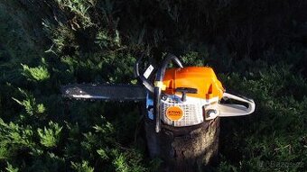Motorová pila stihl ms261
