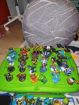 Xbox one, Skylanders 45x postav. Chomutov-předání