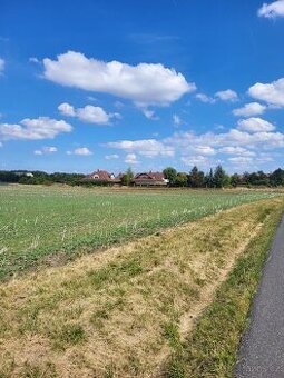 Pozemek Praha 10 - Dolní Měcholupy