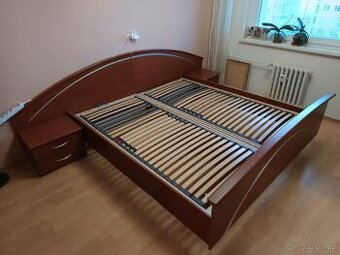 Daruji za odvoz manželskou postel