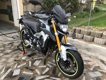 Yamaha mt09 street rally
