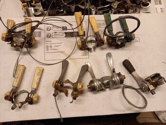 Řadicí páčky, řazení, páčky přehazovačky Favorit