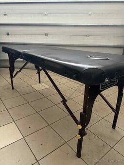 Masážní stůl