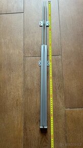 Výsuvný věšák do skříně