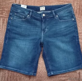 MUSTANG dámské džínové kraťasy NOVÉ vel. 30 (38-40)