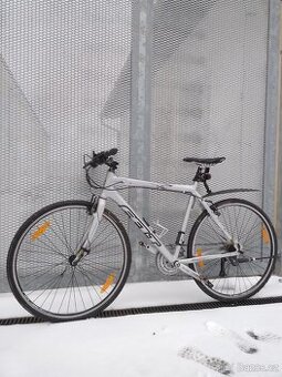 Felt pánské crosové kolo velikost L