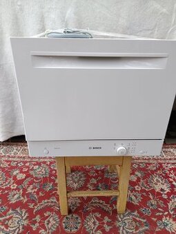Myčka Bosh ,na 6 sad nádobí