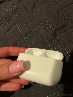 Náhradní nabijecí pouzdro case AirPods Pro Mag Safe