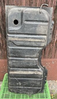 Škoda 105/120 - nová palivová nádrž