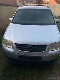 VW Touran na náhradní díly - 1