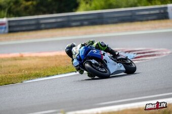Yamaha R6 Okruhovka 2013