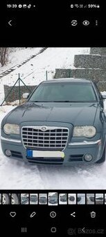 Osobní automobil Chrysler 300c