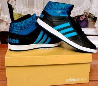 Kotníkové botasky Adidas